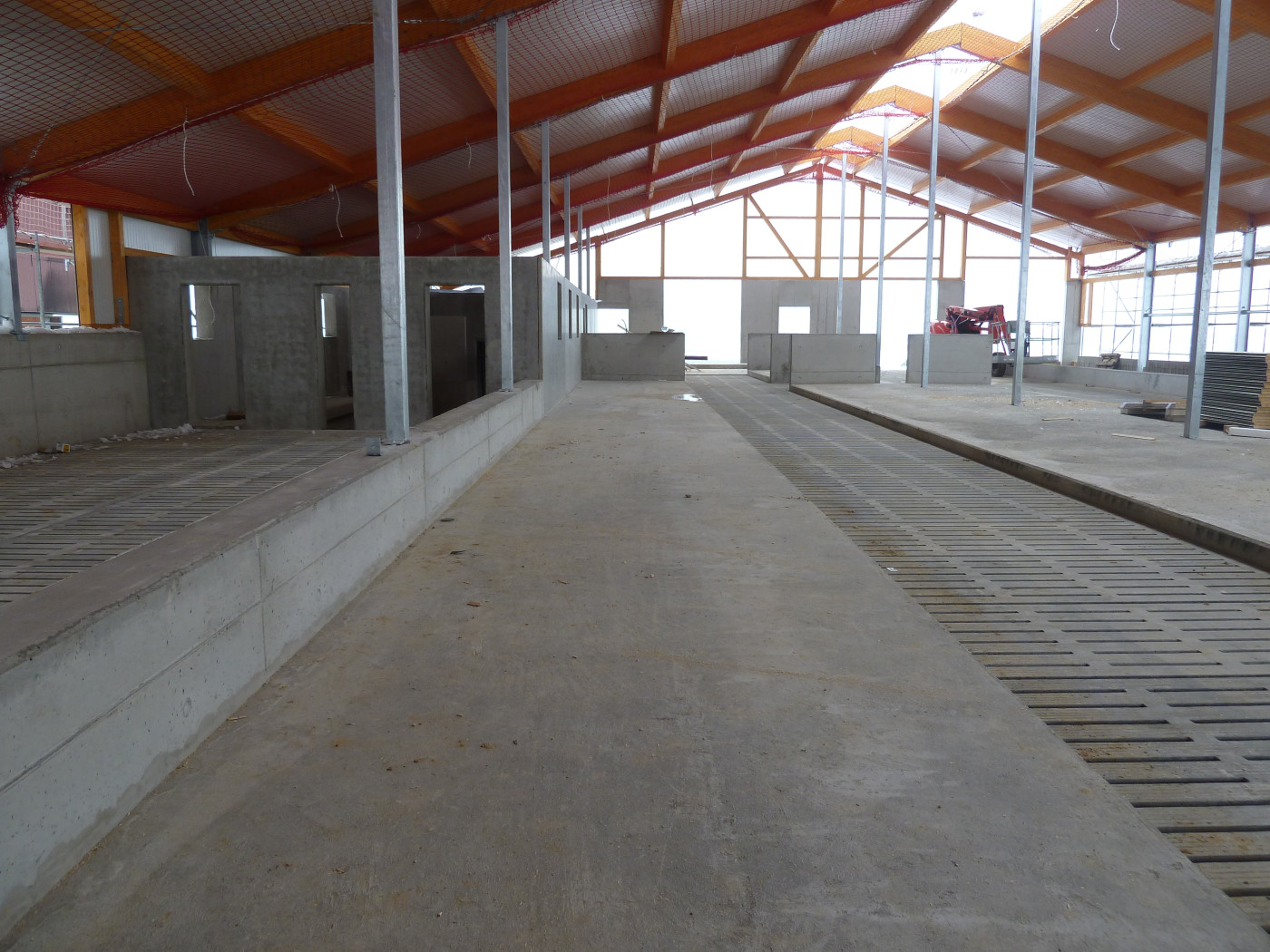 Viehstall im Bau der mit einem Betonboden mit Fibrofor High Grade ausgeführt wird